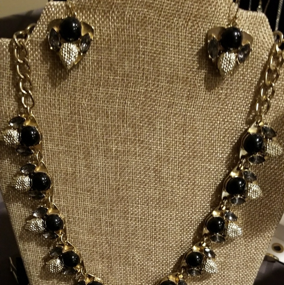 Jewelry set - Picture 2 of 2
